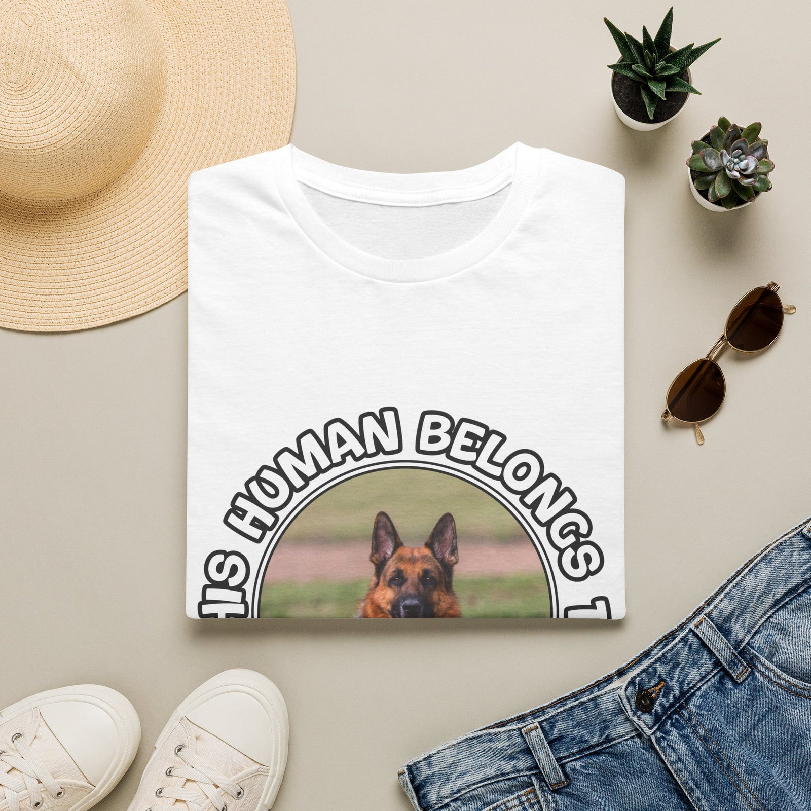 Personalized Graphic Tee – This Human Belongs To – Foto 14