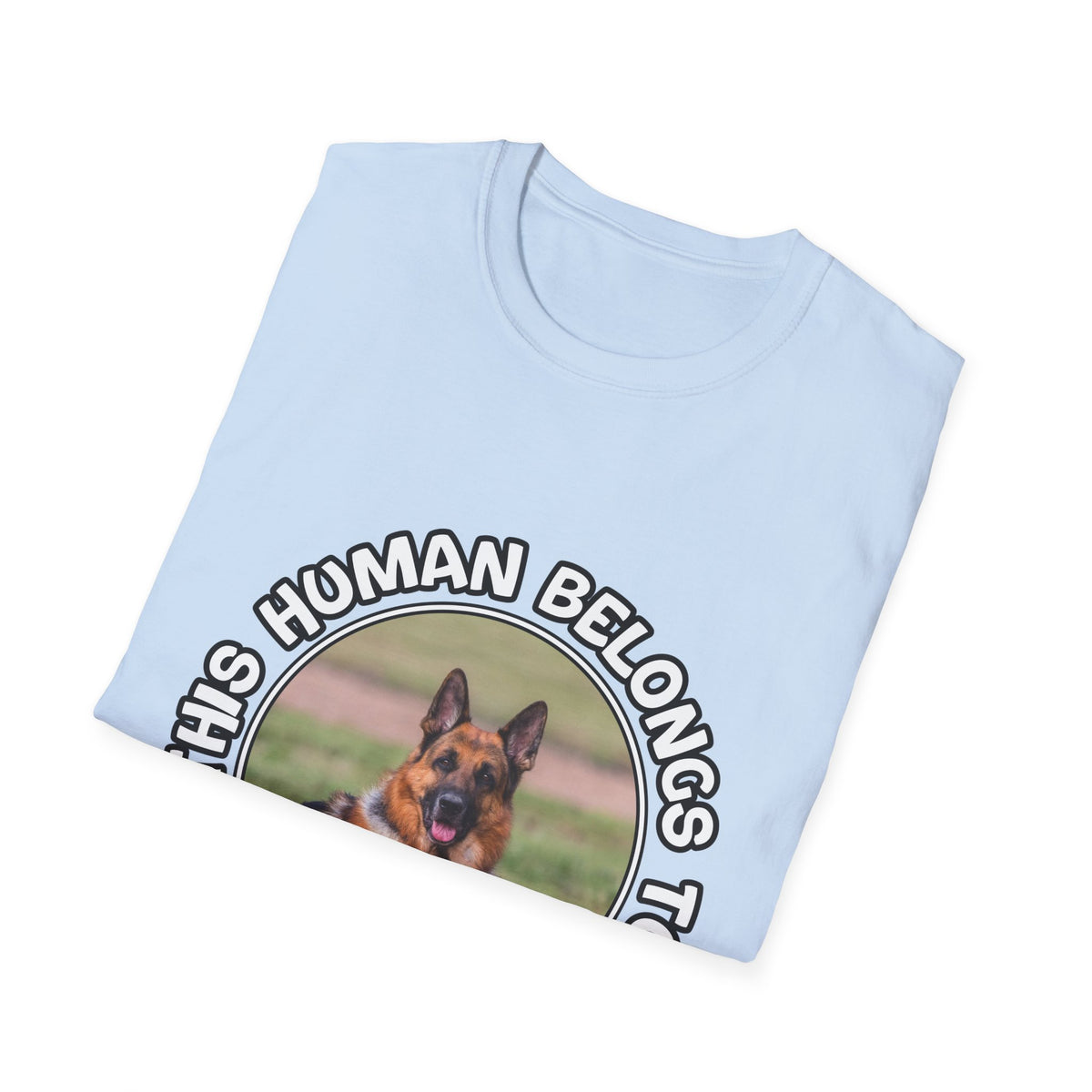 Personalized Graphic Tee – This Human Belongs To – Foto 3