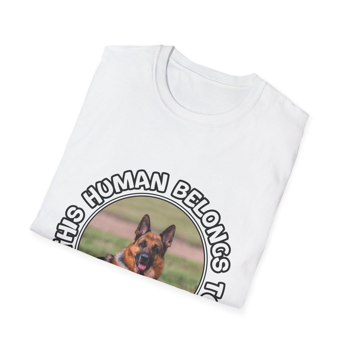 Personalized Graphic Tee – This Human Belongs To – Foto 15